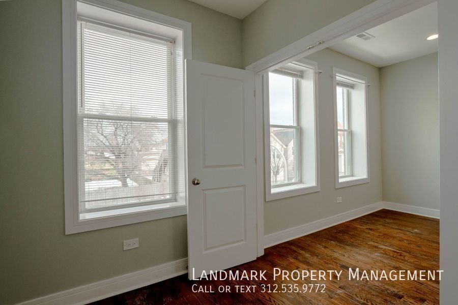 2353 W 18th Place Unit 2F property image
