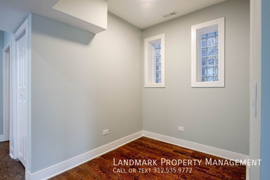 2353 W 18th Place Unit 2F property image