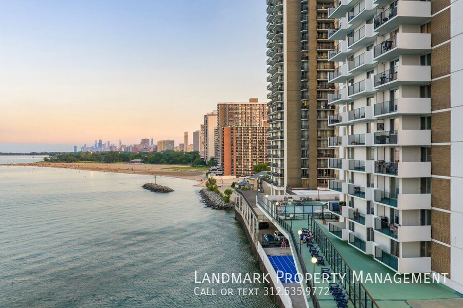6033 N Sheridan Unit 35D property image