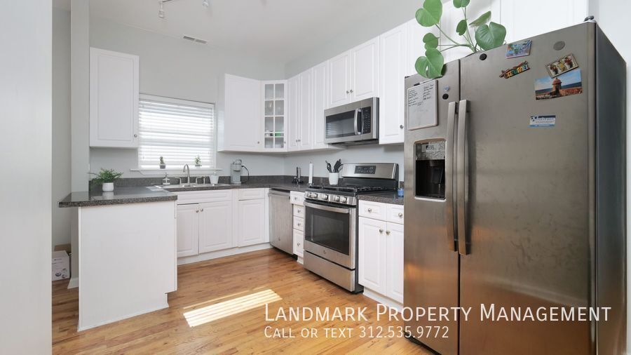 4537 S King Drive Unit 3 property image