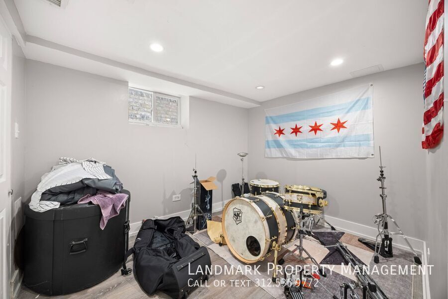 3521 N Western Ave Unit 1 property image