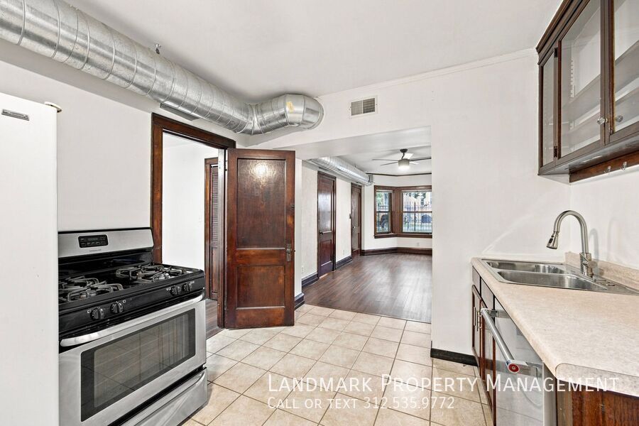 2962 N Allen Ave Unit B property image
