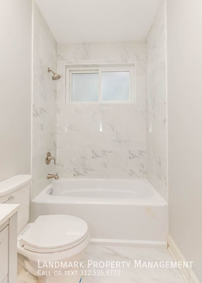 4737 S Michigan Unit 1 property image