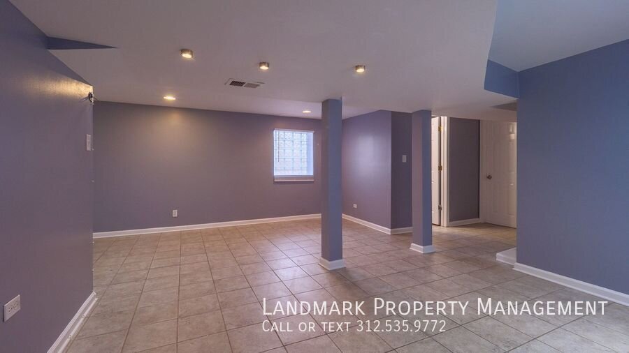 9521 S Yale Ave property image