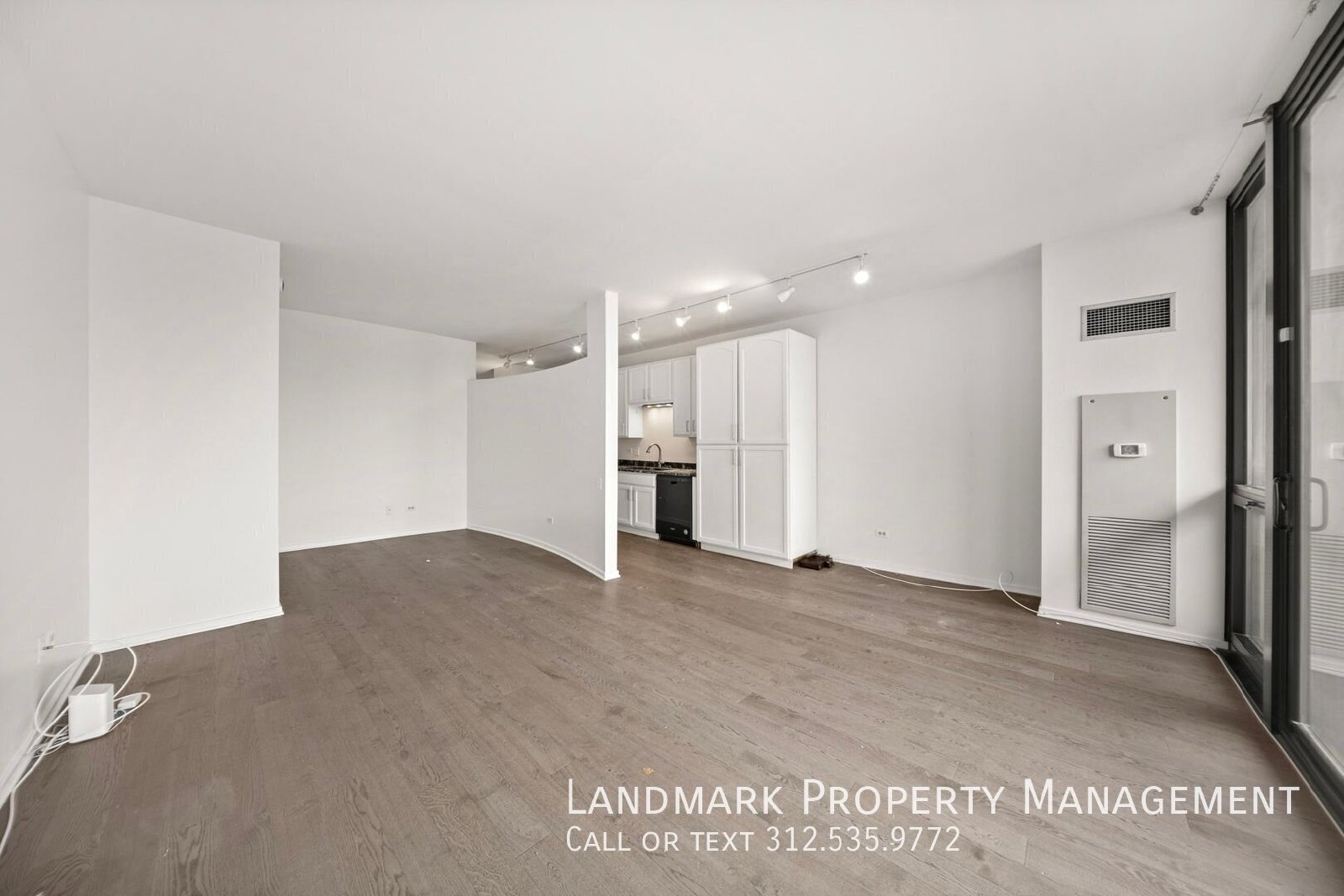 210 S Desplaines St Unit 903 property image