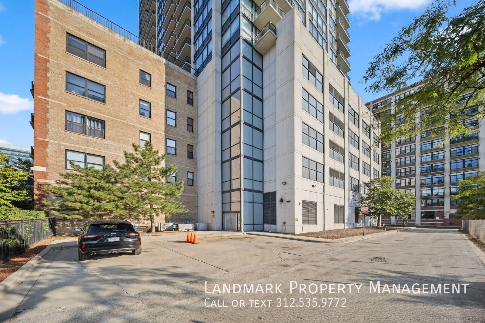 210 S Desplaines St Unit 903 property image