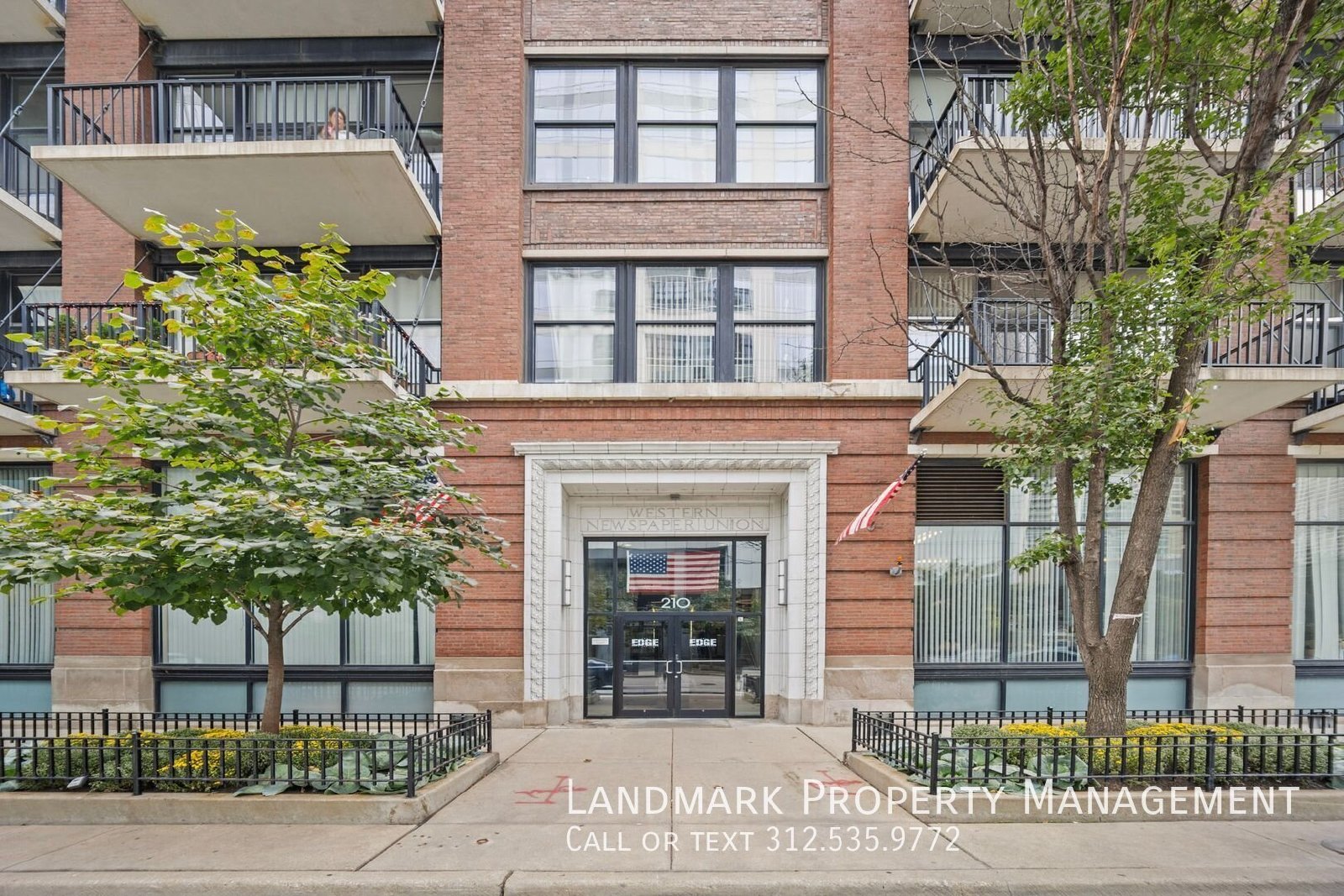 210 S Desplaines St Unit 903 property image