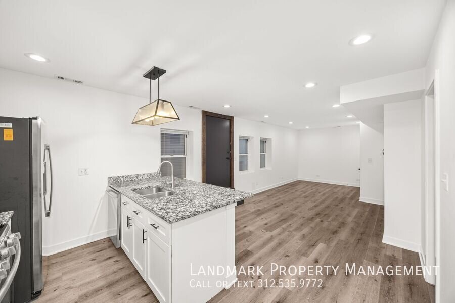2038 W 21st St Unit Garden property image
