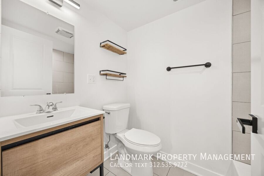 2038 W 21st St Unit Garden property image