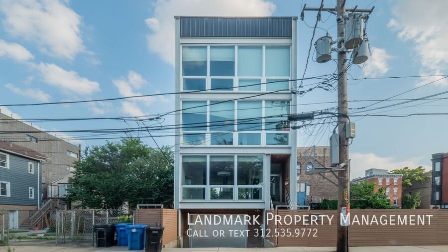 1363 W Ancona St property image