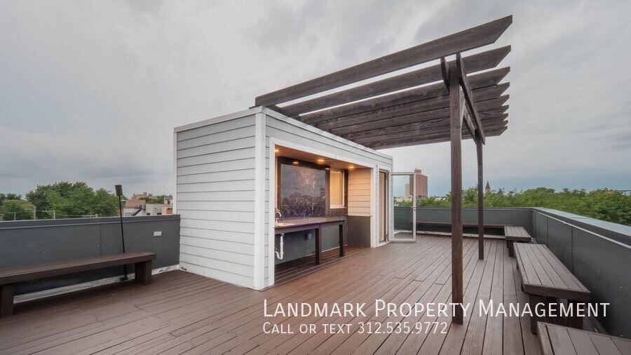 1363 W Ancona St property image