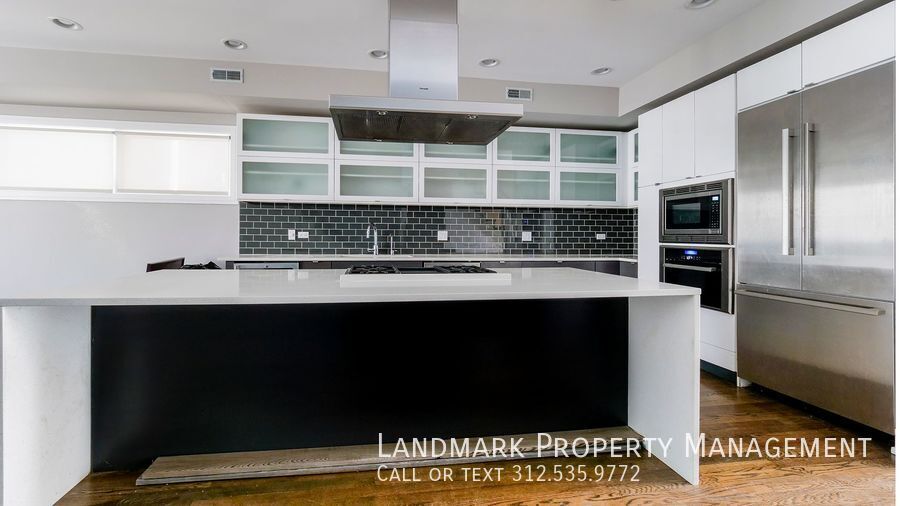 1515 N Mohawk Street Unit 3 property image