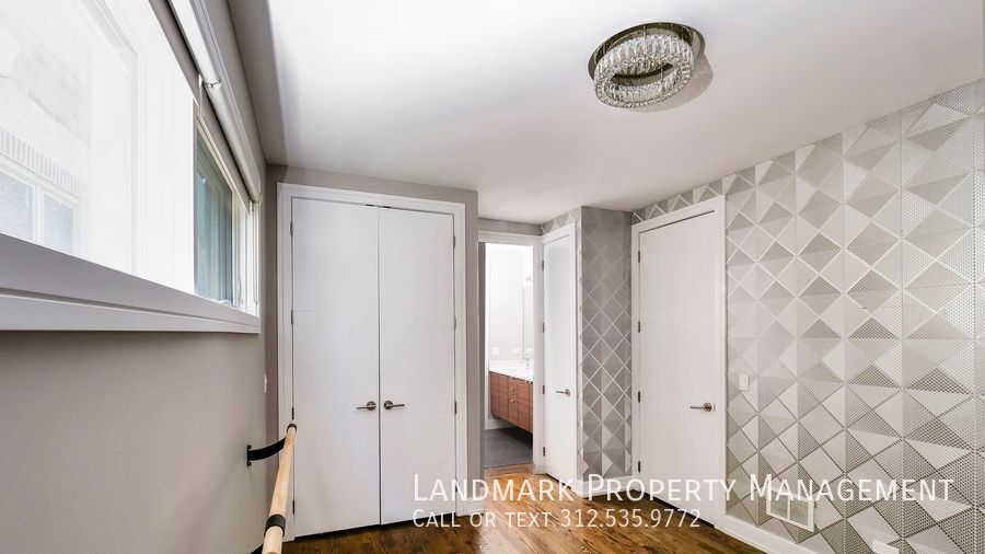 1515 N Mohawk Street Unit 3 property image