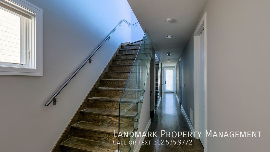 1515 N Mohawk Street Unit 3 property image
