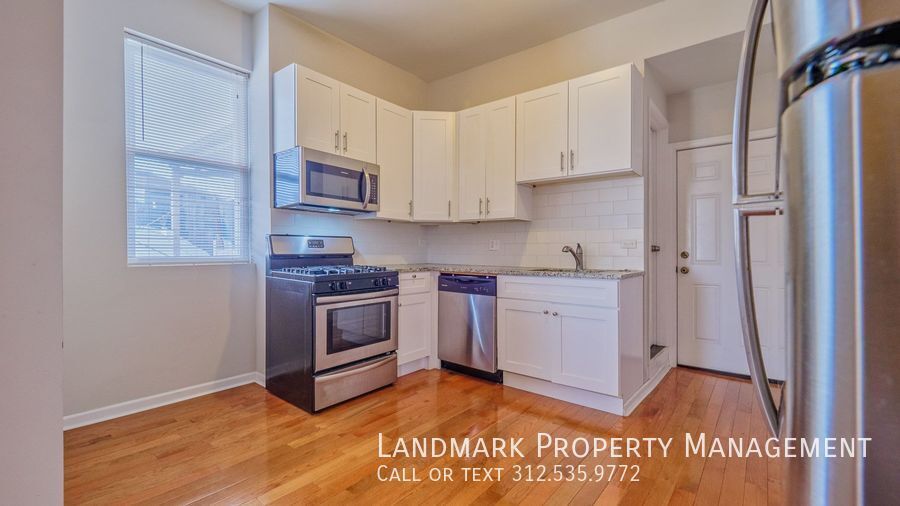 2130 W Cermak Road Unit 3R property image