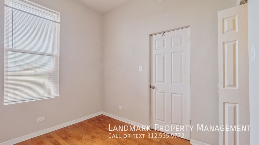 2130 W Cermak Road Unit 3R property image