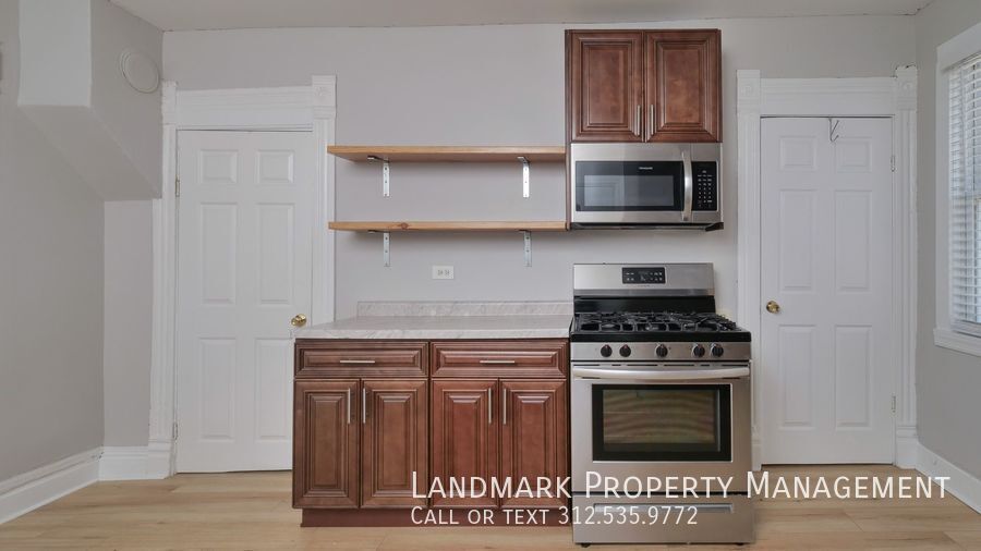 1917 S May Unit 1R property image