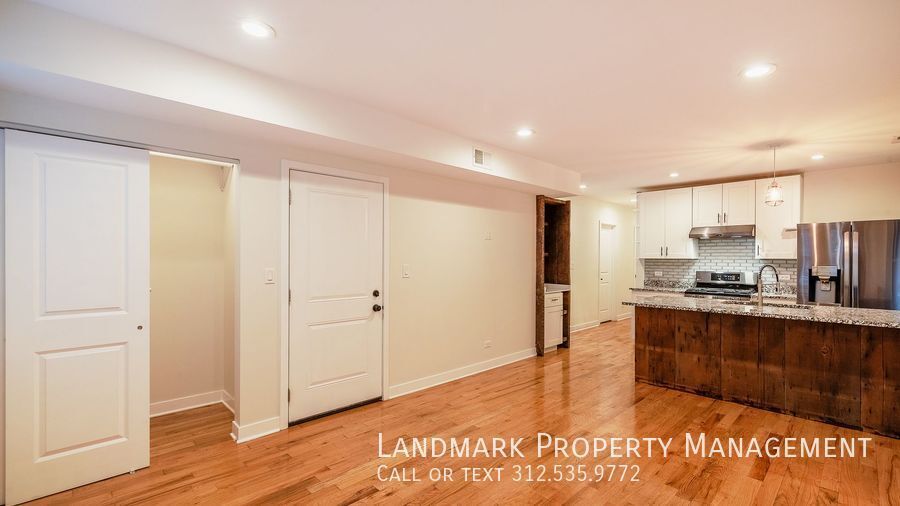 2038 W 21st Street Unit 1 property image