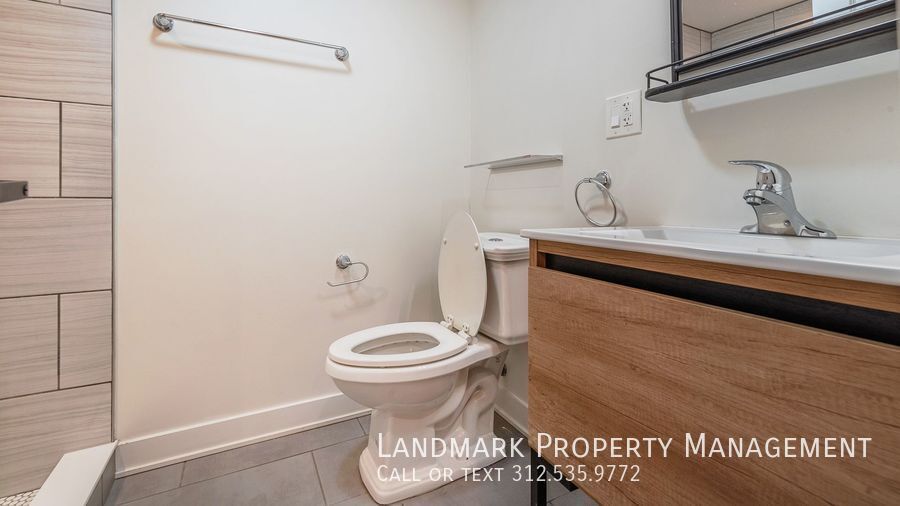 2038 W 21st Street Unit 1 property image