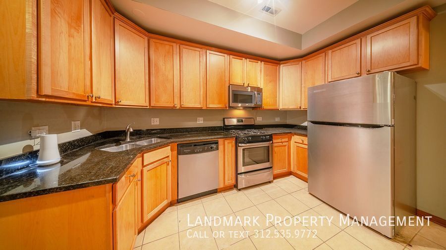 4428 S Calumet Unit G, Chicago property image