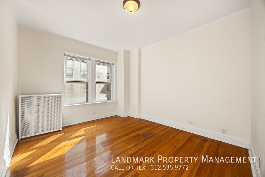 5464 S Cornell Ave Unit 3H property image