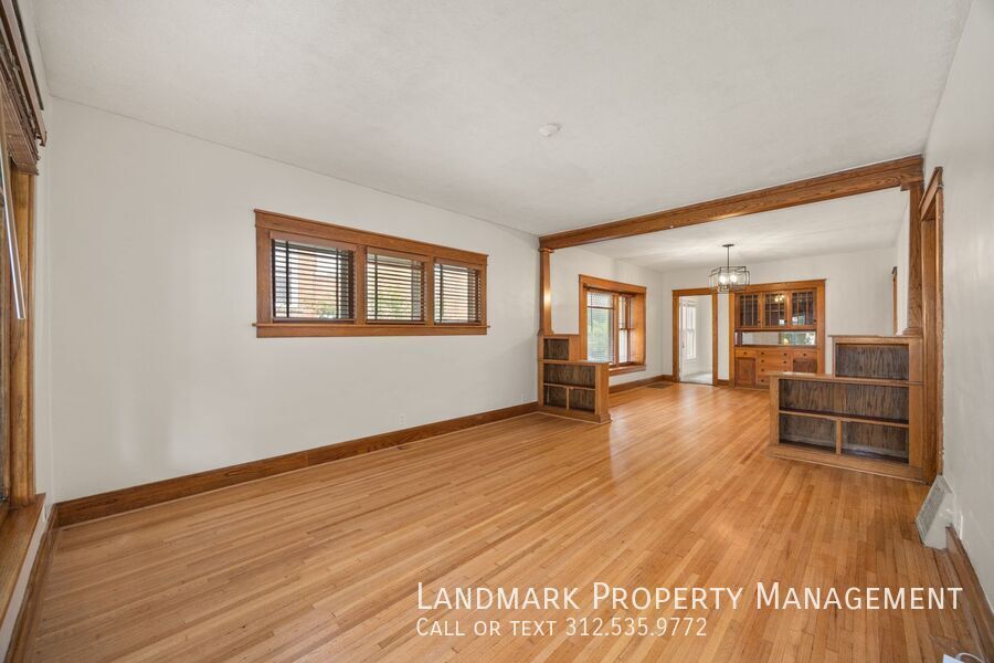 812 Farragut Pl property image