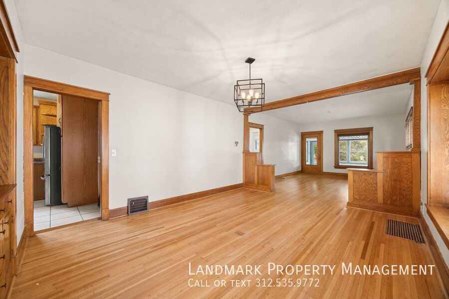 812 Farragut Pl property image