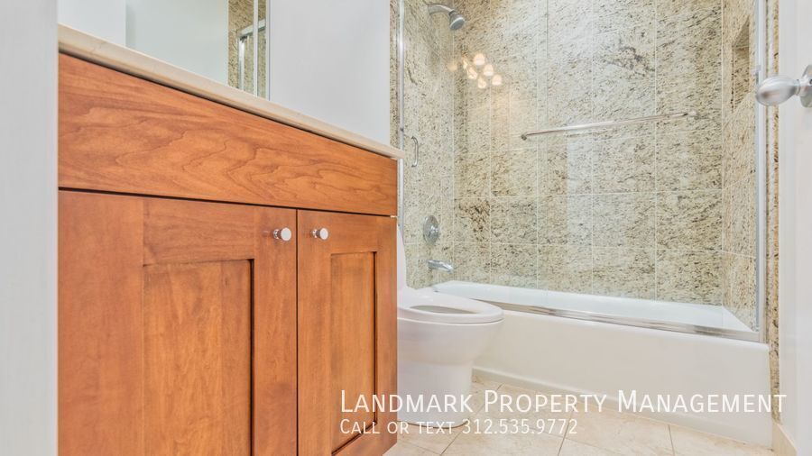 1800 N Fremont St Unit 2 property image