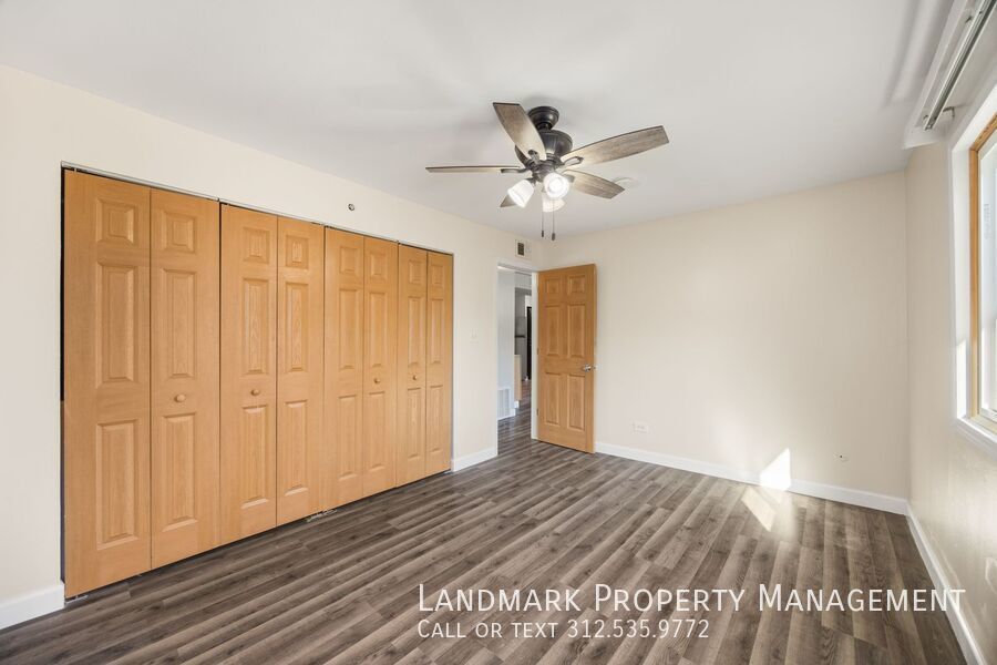 10440 Natoma Ave Unit 6 property image