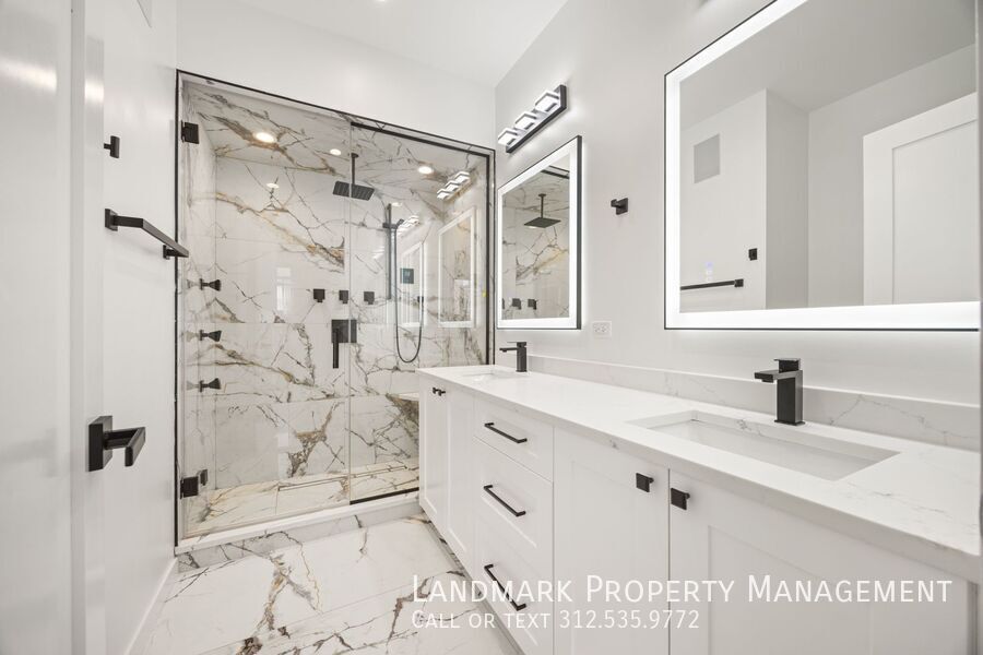 2658 N Bosworth Ave Unit 2 property image