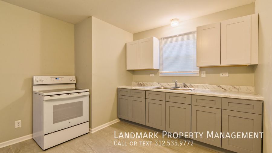 26045 S Oak Unit 1 property image