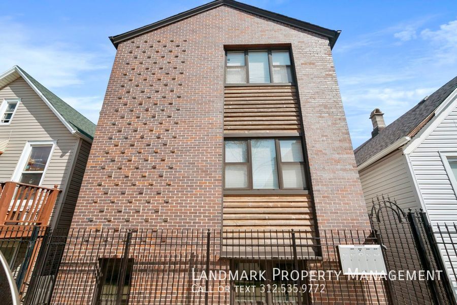 2642 W Luther St 1F property image