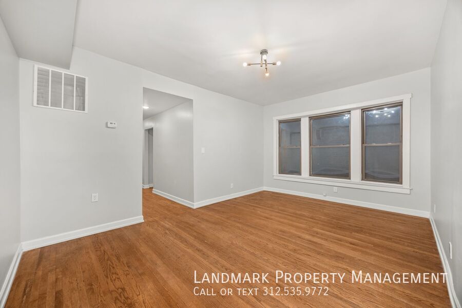 4725 S Forrestville Ave Unit 1 property image