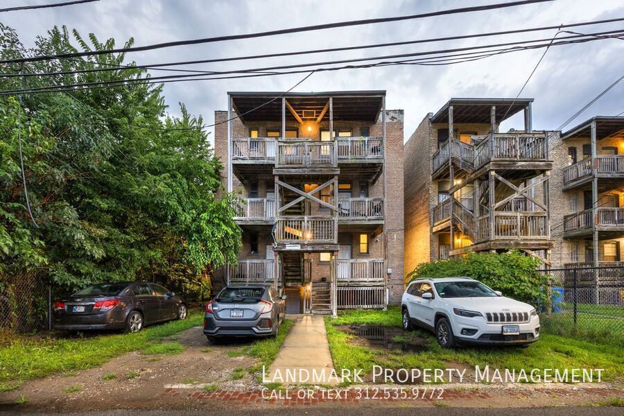 4725 S Forrestville Ave Unit 1 property image