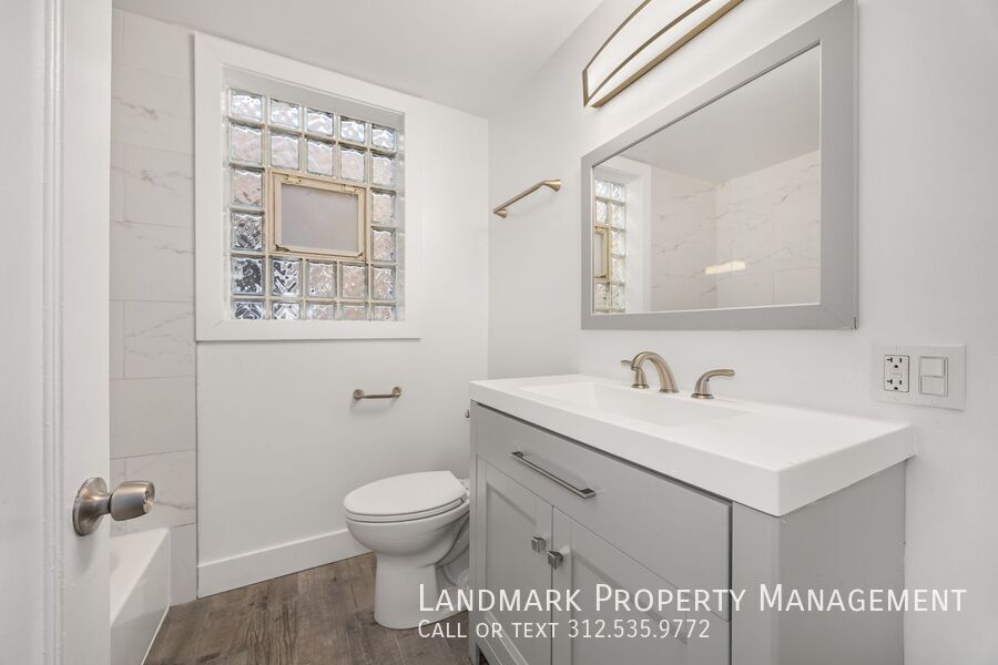 3817 N Sawyer Ave Unit 2 property image