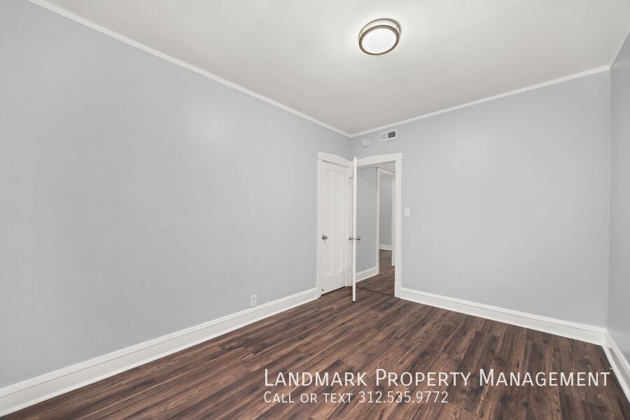 3817 N Sawyer Ave Unit 2 property image