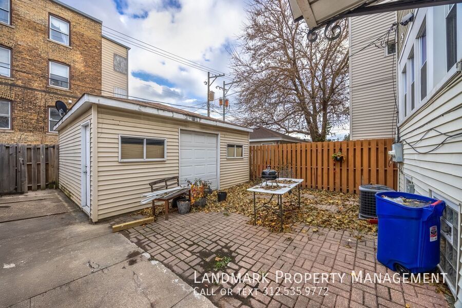 3817 N Sawyer Ave Unit 2 property image