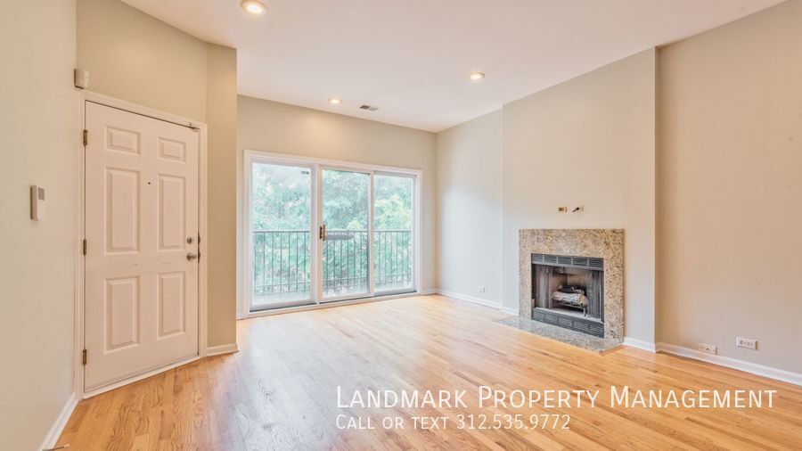 1524 N Bosworth Unit 2 property image