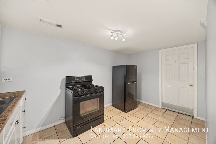 4614 N Central Park Ave G property image