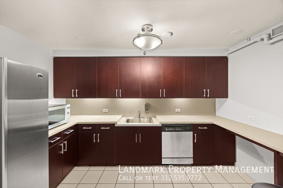 440 N Wabash Ave Unit 1904 property image