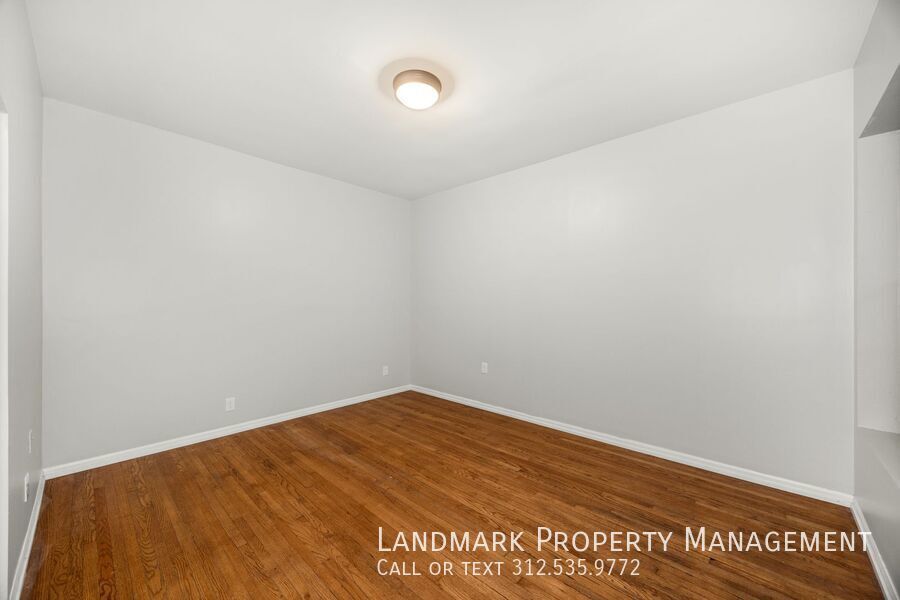 4723 S Forrestville Ave Unit 3 property image