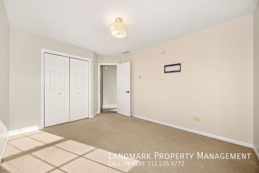 6431 W 64th Pl property image