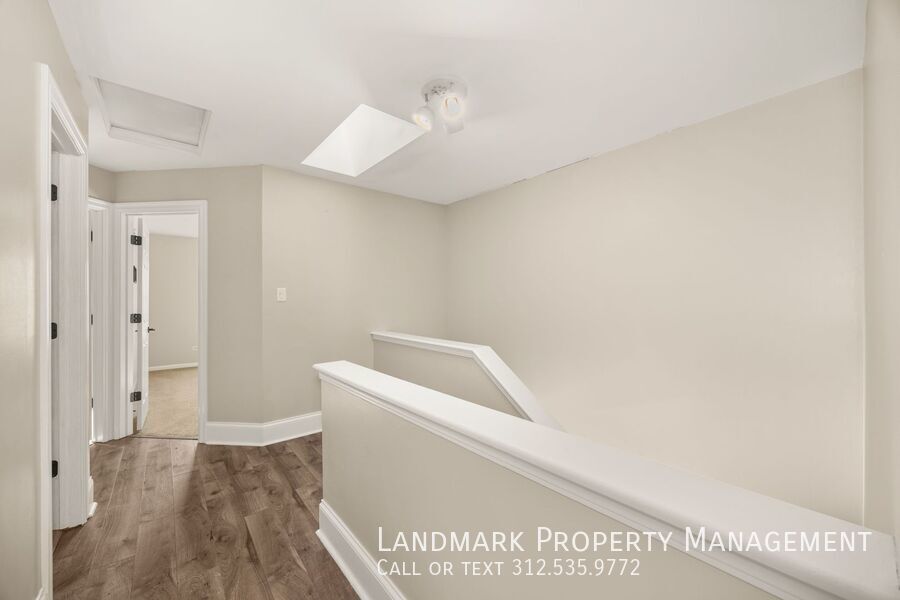 6431 W 64th Pl property image