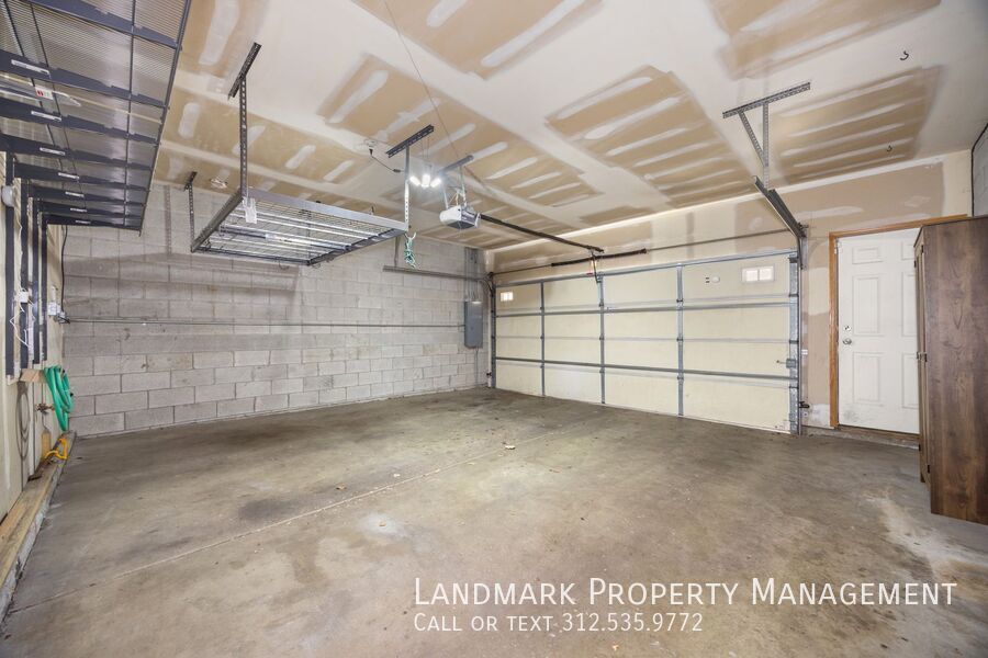 6431 W 64th Pl property image