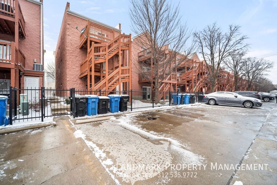 1449 N Larrabee St Unit B property image