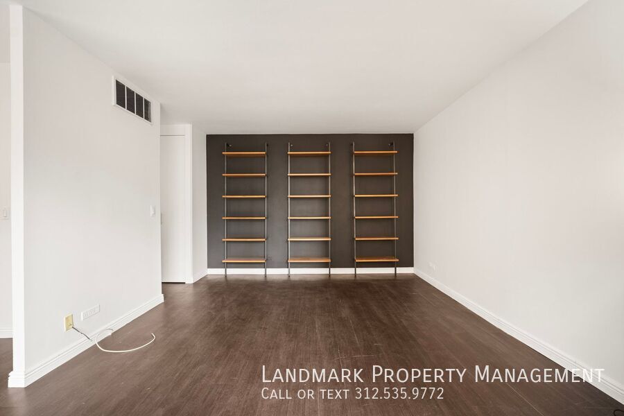 3200 N Lake Shore Dr Unit 909 property image