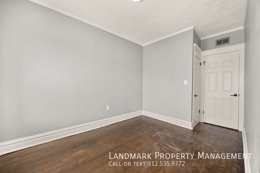 1845 W 54th St Unit 3W property image