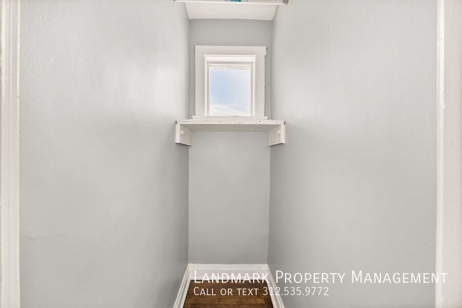 1845 W 54th St Unit 3W property image