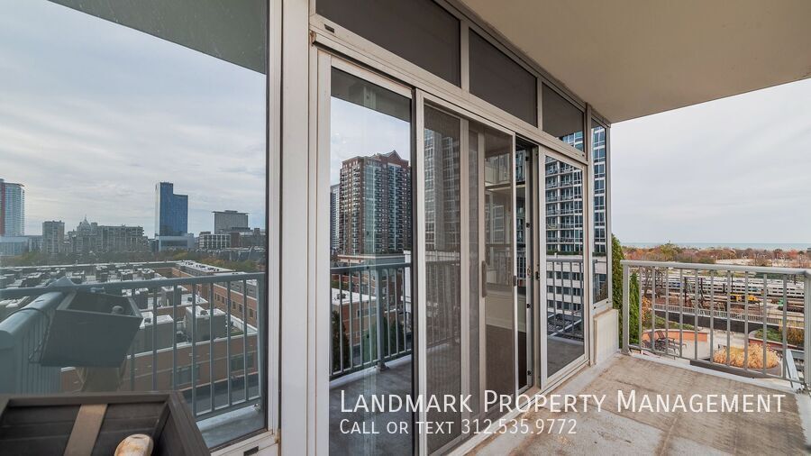 1600 S Prairie Ave Unit 808 property image