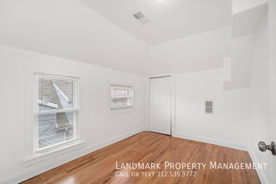 806 S Taylor Ave property image